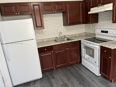 5725 Grant St 5725 #5725 Hollywood FL