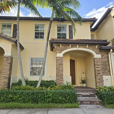 9051 SW 227th St 3 #3 Cutler Bay FL