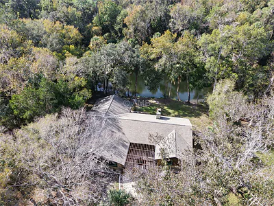 82 YOUNG DRIVE Inglis FL