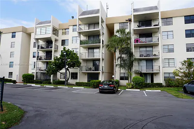6195 Rock Island Rd 204 #204 Tamarac FL