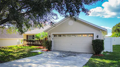 1739 PRESIDIO DRIVE Clermont FL