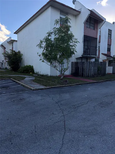 1794 NW 55th Avenue 103, Lauderhill, FL 33313 #103 Lauderhill FL