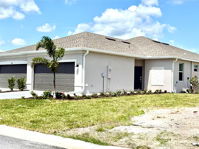 8662 SAINT KITTS CIRCLE Englewood FL