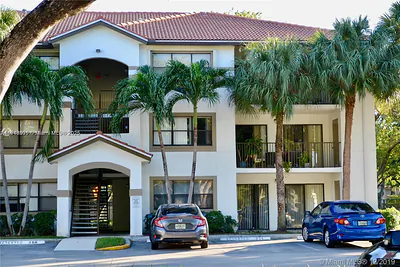 620 S Park Rd 2-27 #2-27 Hollywood FL