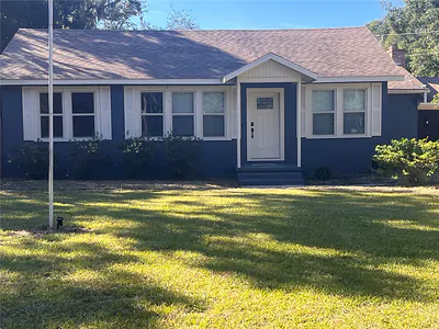 230 S CENTER STREET Pierson FL