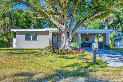200 SAGO LANE Nokomis FL