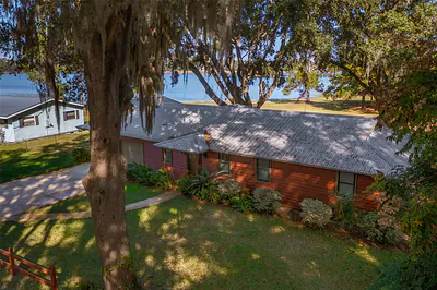 7915 BREEZY POINT ROAD W Melrose FL