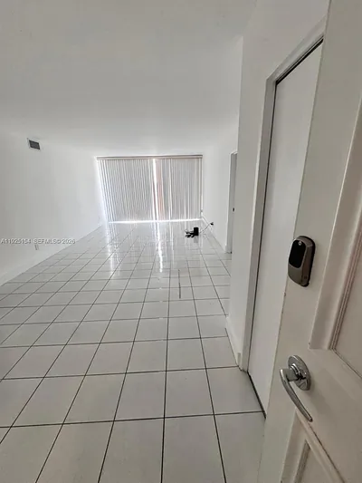 5161 Collins Ave 1108 #1108 Miami Beach FL