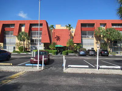 22605 SW 66th Avenue 410, Boca Raton, FL 33428 #410 Boca Raton FL