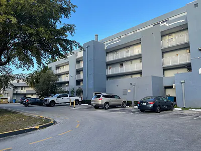 9375 Fontainebleau Blvd L219 #L219 Miami FL