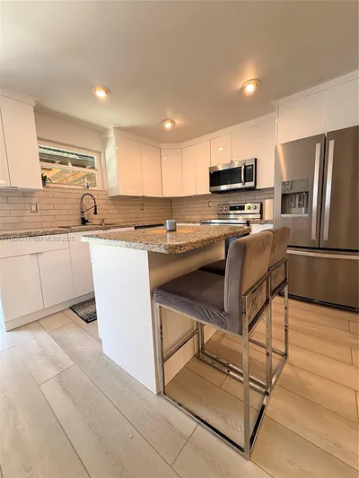 2310 N 70th Ave 2310 #2310 Hollywood FL