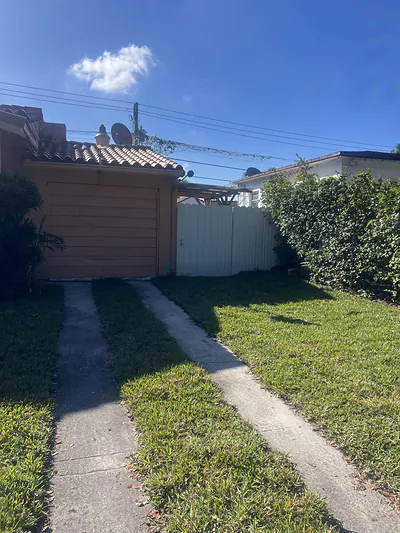 210 W 60 Street B, Hialeah, FL 33012 #B Hialeah FL