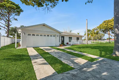 100 JUAREZ DRIVE Kissimmee FL