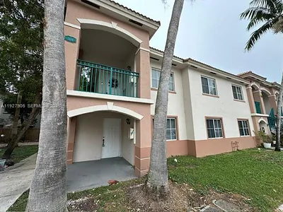 2911 SE 13th Rd 101-40 #101-40 Homestead FL