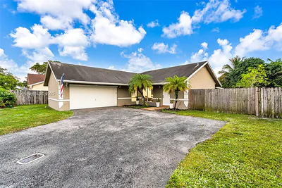 10380 SW 49th Pl Cooper City FL