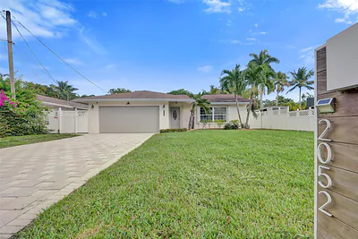 2052 SW 28th Way, Fort Lauderdale, FL 33312 Fort Lauderdale FL