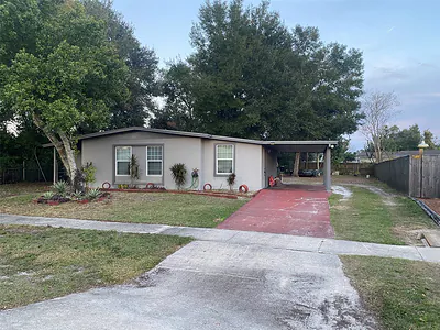 1215 PARKER AVENUE Deltona FL