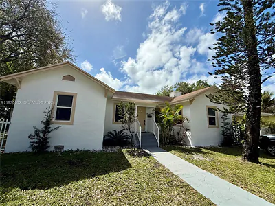 684 NE 83rd Ter Miami FL