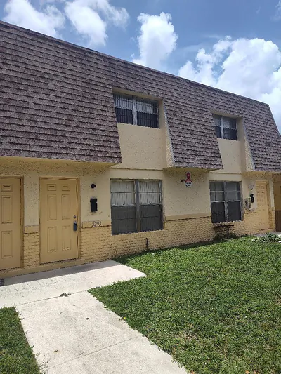 2293 NW 59th Way, Lauderhill, FL 33313 Lauderhill FL