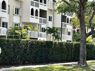 7701 Camino Real A-418 #A-418 Miami FL