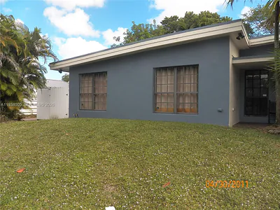 600 N 35th Ave 2 #2 Hollywood FL