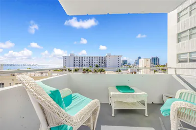 465 Ocean Dr 708 #708 Miami Beach FL