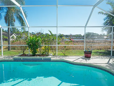 16517 LAKE HEATHER DRIVE Tampa FL