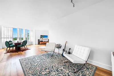7441 Wayne Ave 3C #3C Miami Beach FL