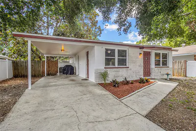 2646 61 AVENUE N St Petersburg FL
