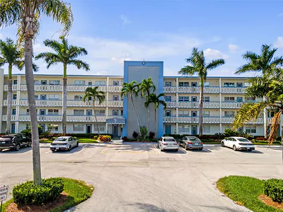 4025 Yarmouth B 4025 #4025 Boca Raton FL