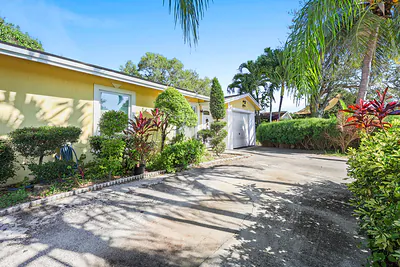 237 SW 5th Avenue, Boynton Beach, FL 33435 Boynton Beach FL
