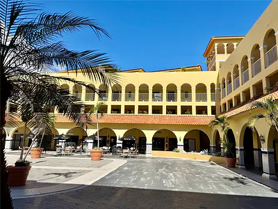 220 PALMANOVA PLAZA 220 #220 Humacao PR