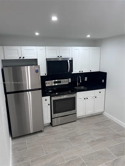 9301 NW 4th Ave 5 #5 Miami FL