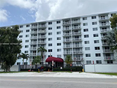 1251 NE 108th St 811 #811 Miami FL