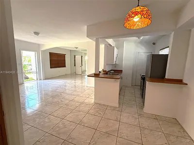 1207 Marseille Dr 29 #29 Miami Beach FL