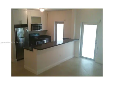 1034 Lenox Ave 8 #8 Miami Beach FL