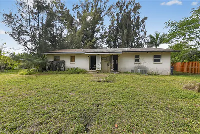 5601 16TH STREET W Bradenton FL