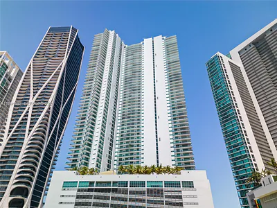 900 Biscayne Blvd 401 #401 Miami FL