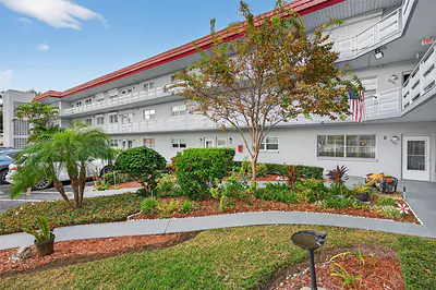 5660 80TH STREET N D101 #D101 St Petersburg FL