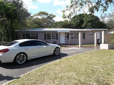 335 SW 18th Ave Main #Main Fort Lauderdale FL