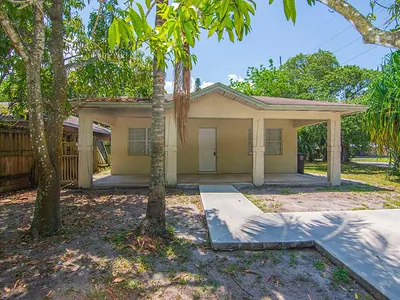 605 Dundas Court, Fort Pierce, FL 34950 Fort Pierce FL