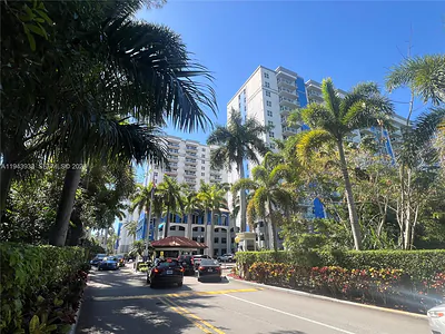 5085 NW 7th St 510 #510 Miami FL