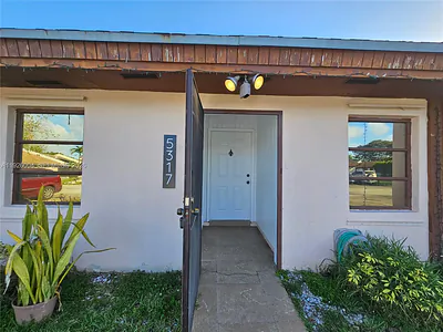 5317 SW 140th PL 5317 #5317 Miami FL