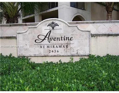 2589 Centergate Dr 202 #202 Miramar FL