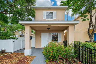 204 N D St Lake Worth FL