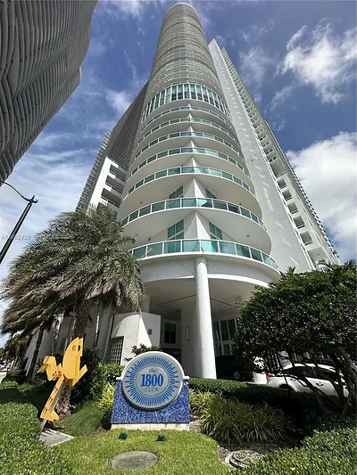1800 N Bayshore Dr 1803 #1803 Miami FL