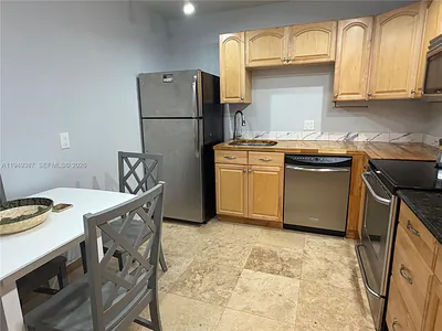 2801 NE 183rd St 111W #111W Aventura FL