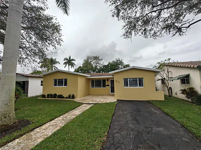 1812 N 40th Ave Hollywood FL