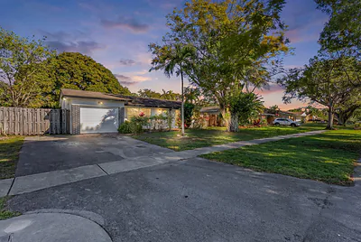 10213 SW 51st Street Street, Cooper City, FL 33328 Cooper City FL