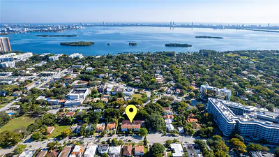 465 NE 59th St 12 #12 Miami FL